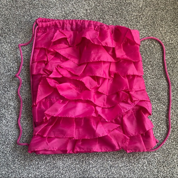 Ruffle drawstring bag - Picture 1 of 3